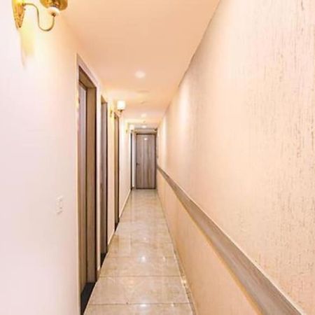 Hotel Welcome Residency Zirakpur Екстер'єр фото