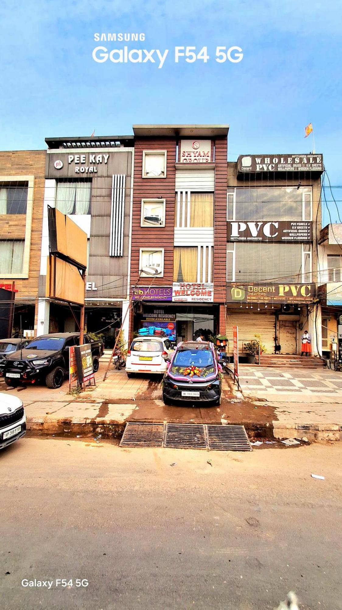 Hotel Welcome Residency Zirakpur Екстер'єр фото